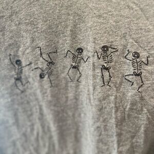 Ladies Large size “Dancing Skeletons” t-shirt in GUC